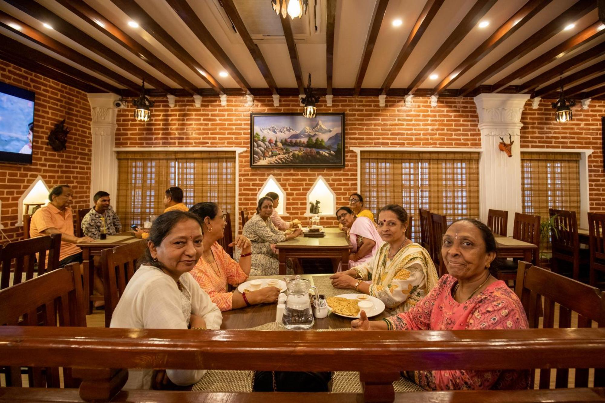 Airport Himalaya Boutique Hotel Kathmandu Luaran gambar